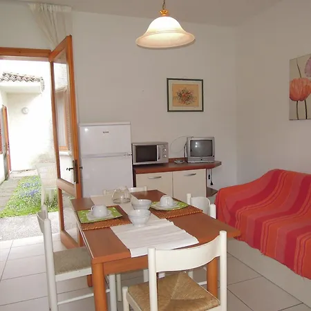 Apartment With Garden Close To - Beahost *