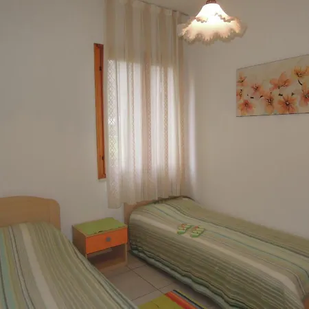 With Garden Close To - Beahost Bibione