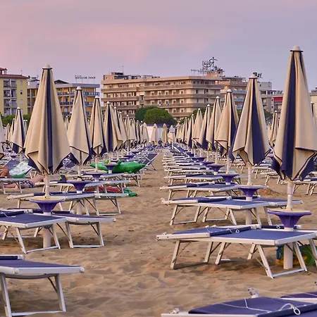 Apartment With Garden Close To - Beahost Bibione