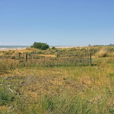With Garden Close To - Beahost Апартаменты