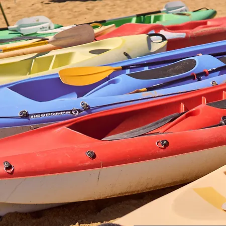 With Garden Close To - Beahost *