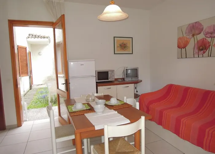 Apartament With Garden Close To - Beahost *