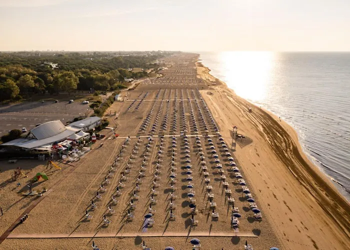 With Garden Close To - Beahost *