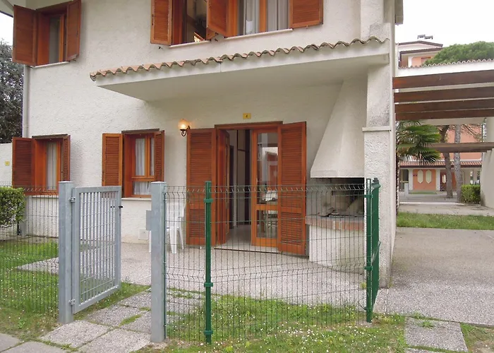 With Garden Close To - Beahost Bibione